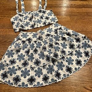 EUC Target x Augua Bendita Set
Size M